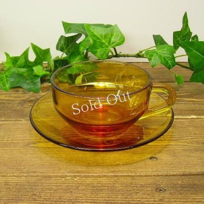 画像1: アンバーガラス紅茶碗皿　プレーン：：昭和レトロ